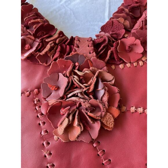 Wabags Genuine Leather Appliqué Flower Tote Handbag Red 3 D Design Shoulder Bag - Picture 2 of 10